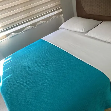 Two Bedroom In Center Near Shopping Center Markantalya דירה אנטליה